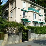 Les Amandiers Apartmán *