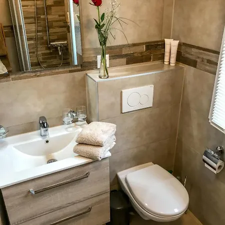 Les Amandiers Апартаменты Монтрё